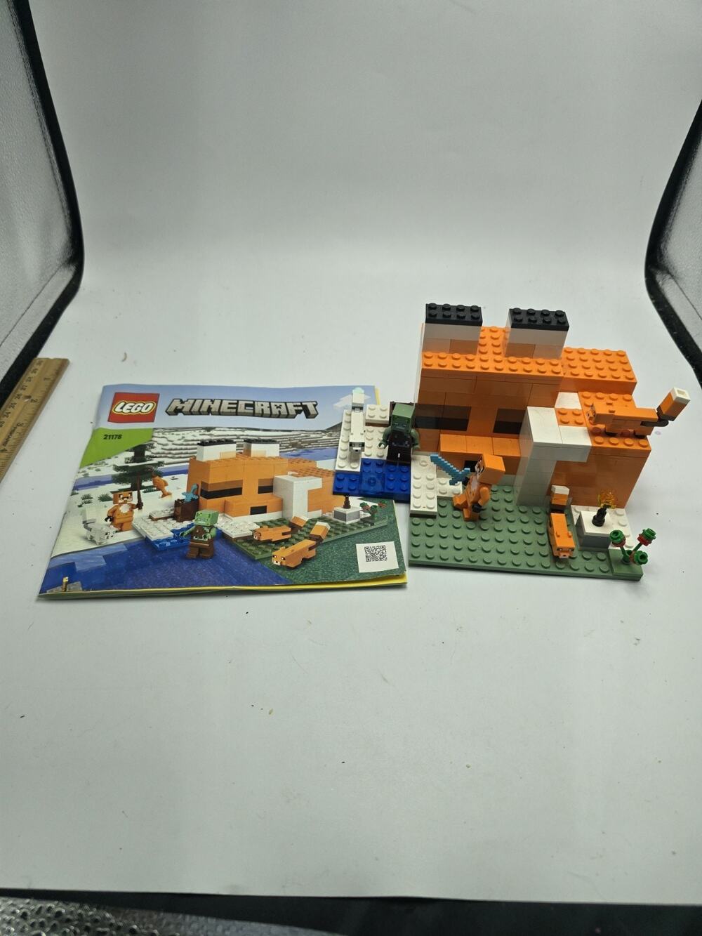 LEGO 21178 Minecraft The Fox Lodge